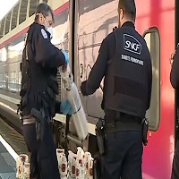 فرانسه بیماران را با قطارهای پر سرعت جا به جا می کند تا فشار را در بیمارستان ها کاهش دهد